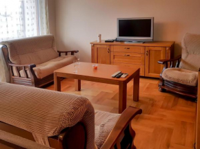 Spacious Apartment - Great Spot (2min to Old City)